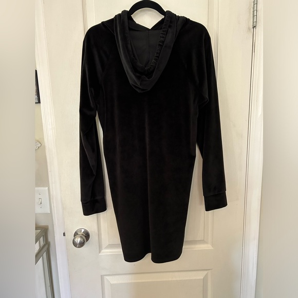 Almost Famous Long Velour Hoodie - Picture 3 of 7